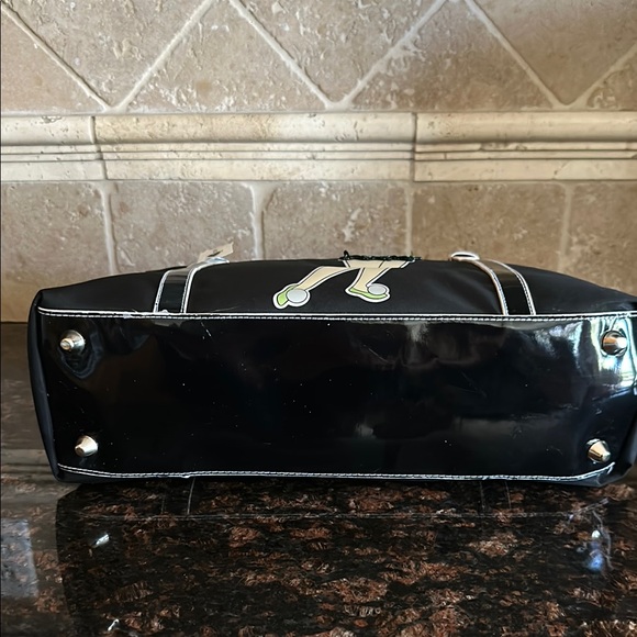 Disneyland Black and Green Tinker Bell Tote Brand new with rates - Picture 11 of 12